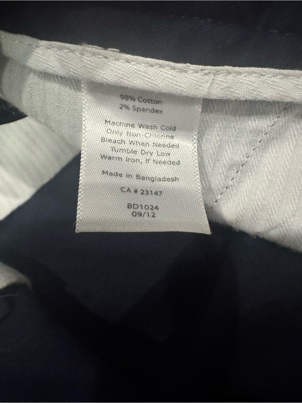 Talbots Navy Women's Bermuda Shorts Size 8 Stretch Flat Front 10” inseam - Picture 4 of 9